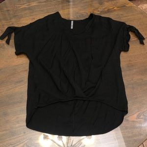 Women Medium Blouse 🖤